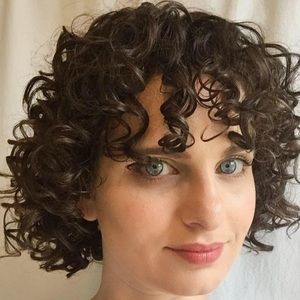 Meet your Posher, Layla